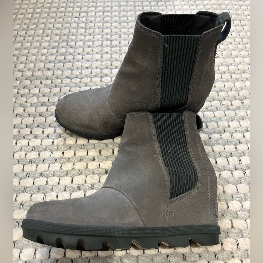 Sorel Joan of Artic II Wedge Chelsea Boots